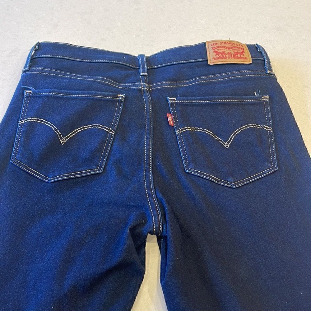 Levi’s 720 high rise super skinny women’s jeans size 28, excellent condition. - Picture 6 of 8